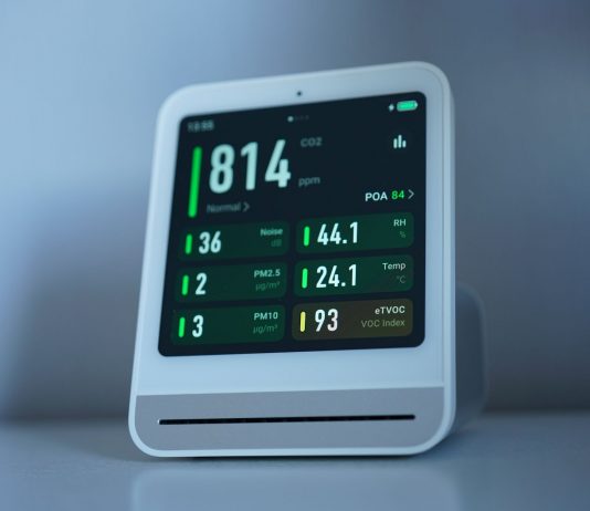 BREAKING: New Jersey Ranked Third Loudest State in U.S. A sleek air quality monitor showing CO2 and other air metrics, ideal for smart homes.