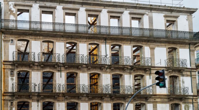 Renovation project of a historic facade in Porto, Portugal showcasing adaptive reuse and heritage preservation.