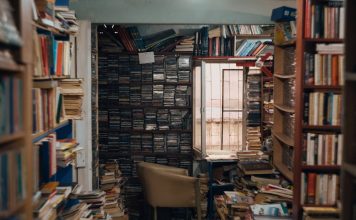 Symposia Bookstore Turns 25: A Hoboken Cornerstone Warm and vintage bookstore filled with an assortment of books and nostalgia in Antalya.